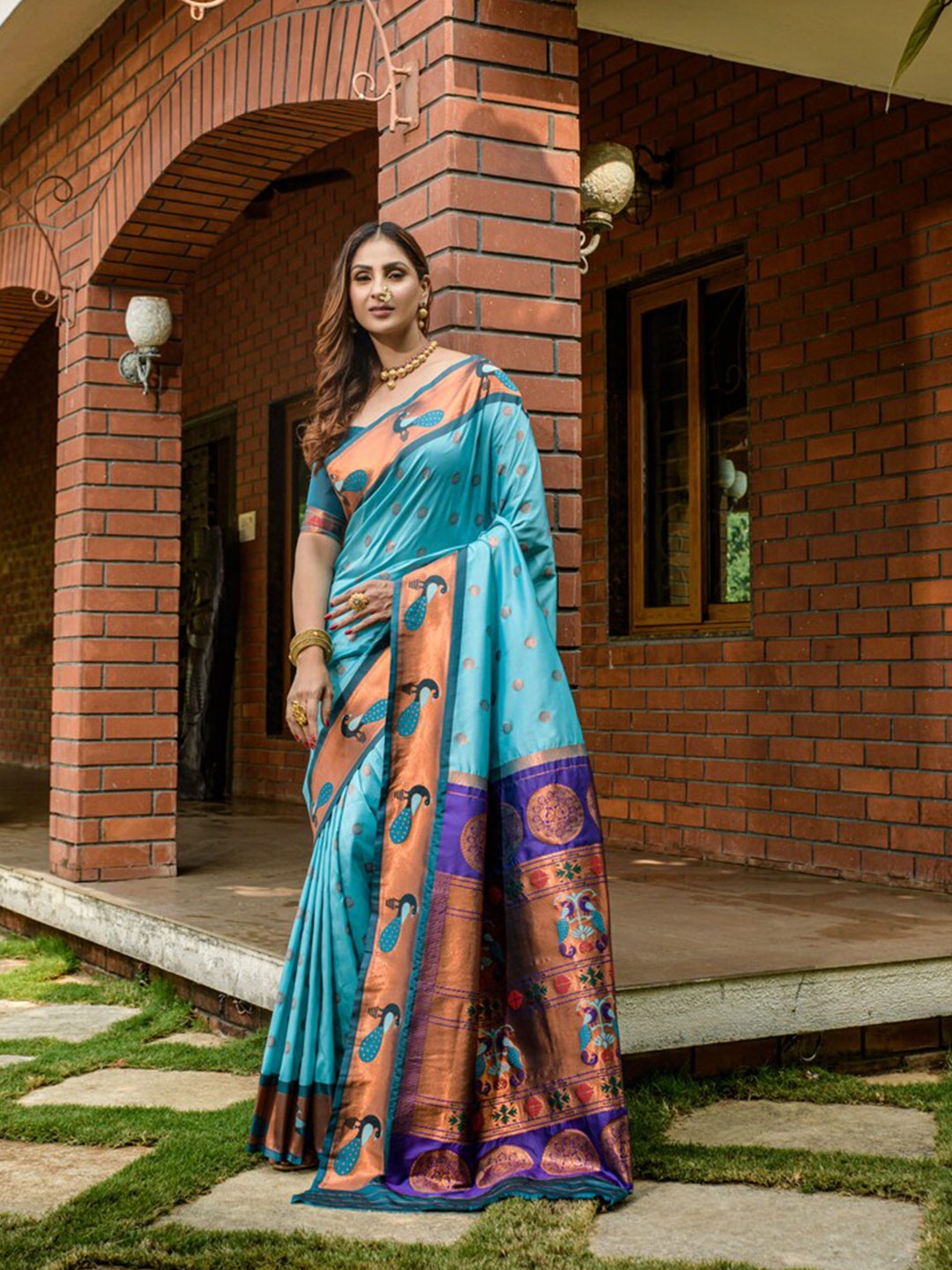 

Kandora Ethnic Motifs Woven Design Pure Silk Paithani Saree, Blue