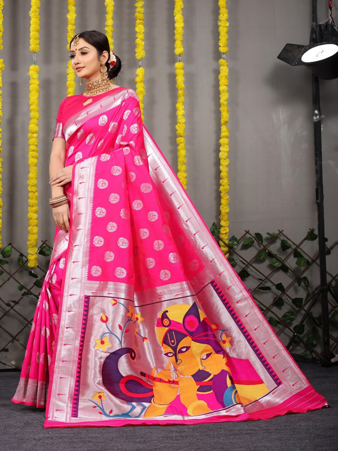 

Kandora Ethnic Motifs Woven Design Zari Pure Silk Paithani Saree, Pink