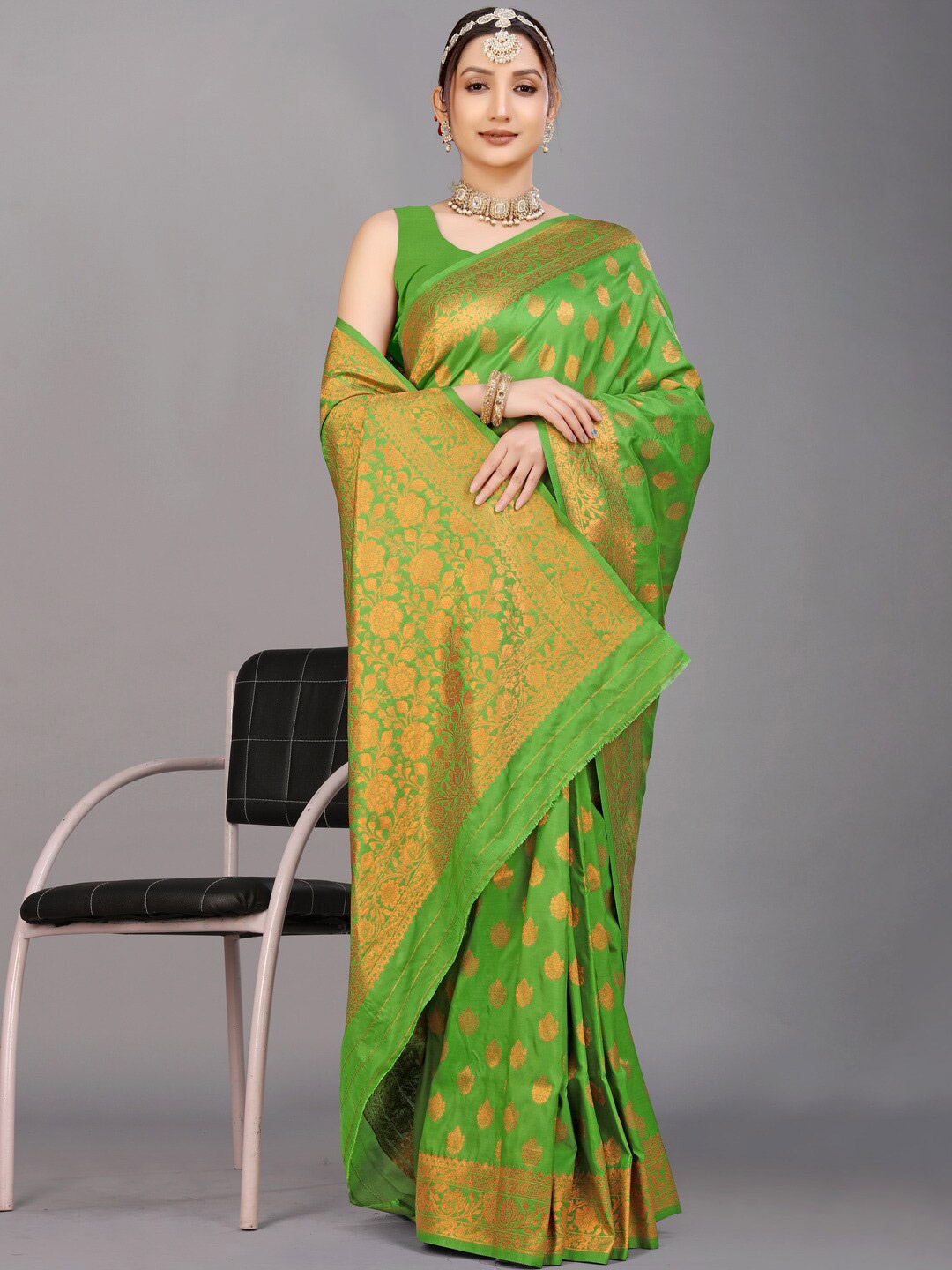 

Kandora Ethnic Motifs Woven Design Zari Pure Silk Banarasi Saree, Green