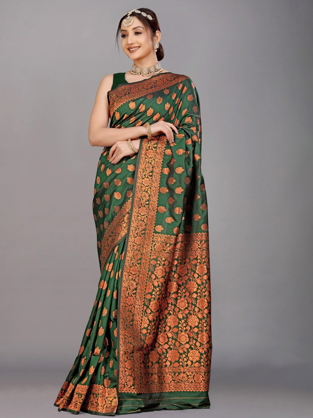 

Kandora Ethnic Motifs Woven Design Pure Silk Banarasi Saree, Olive