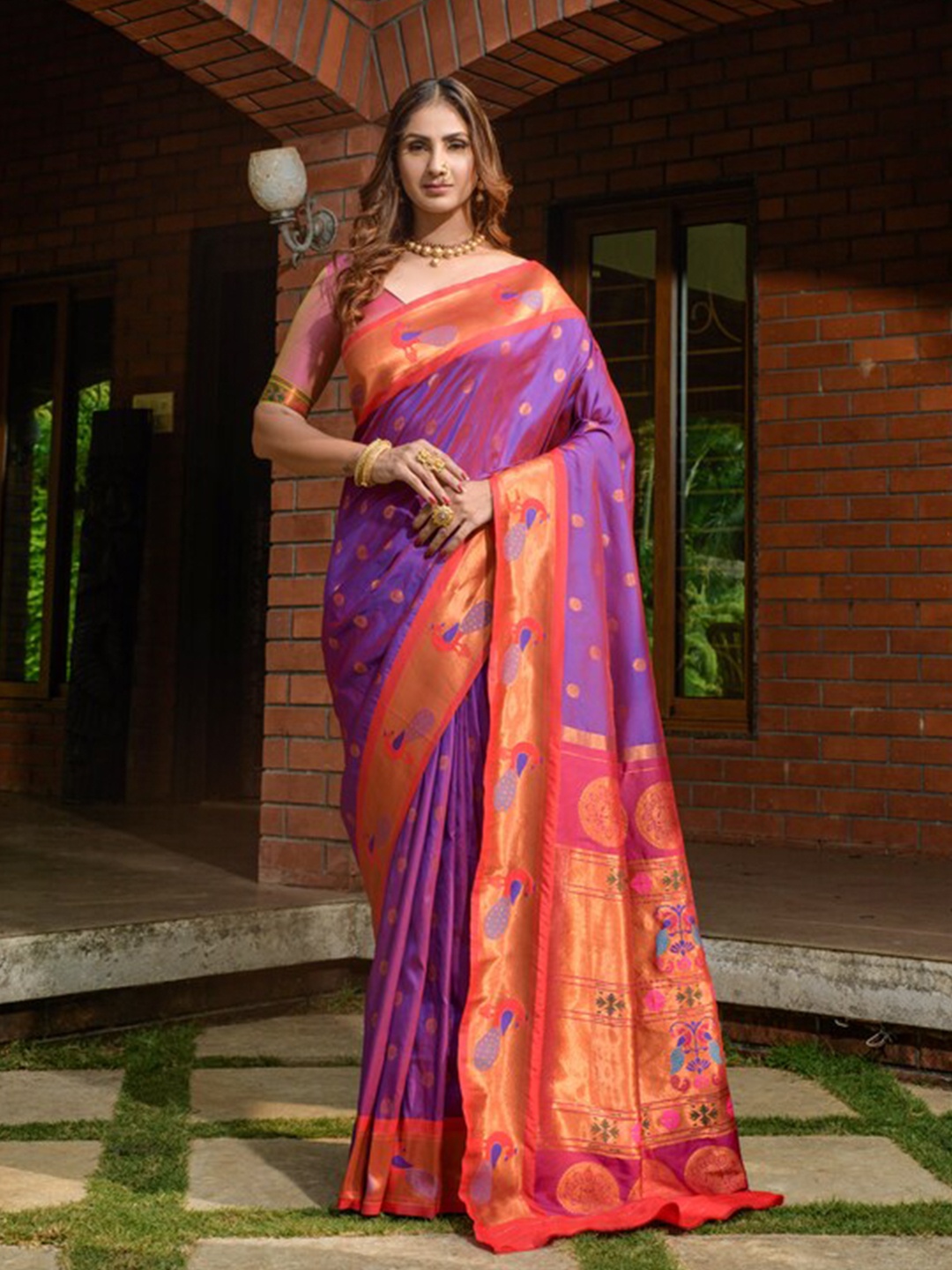 

Kandora Ethnic Motifs Woven Design Zari Pure Silk Paithani Saree, Purple