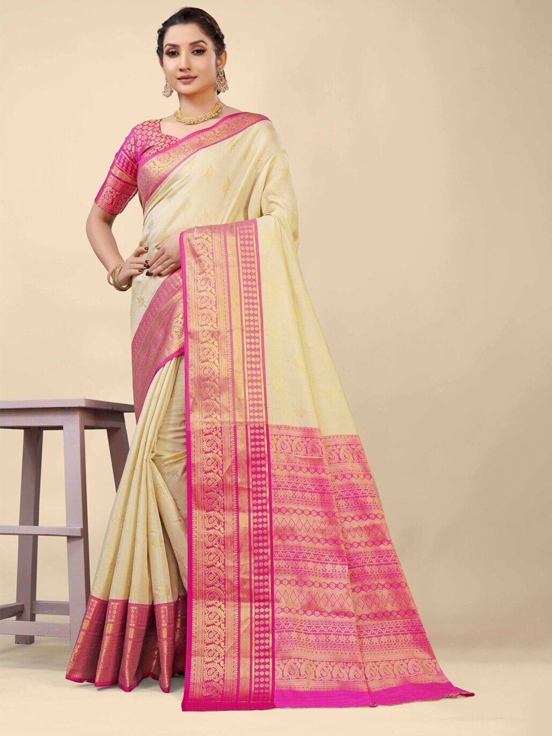 

Kandora Ethnic Woven Design Zari Pure Silk Banarasi Saree, Beige