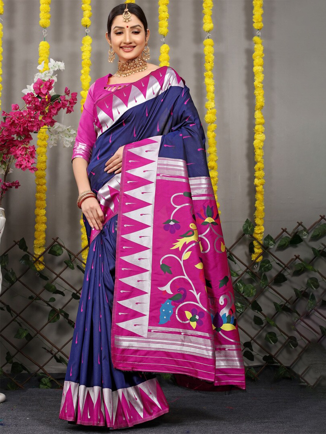 

Kandora Ethnic Motifs Woven Design Pure Silk Paithani Saree, Navy blue