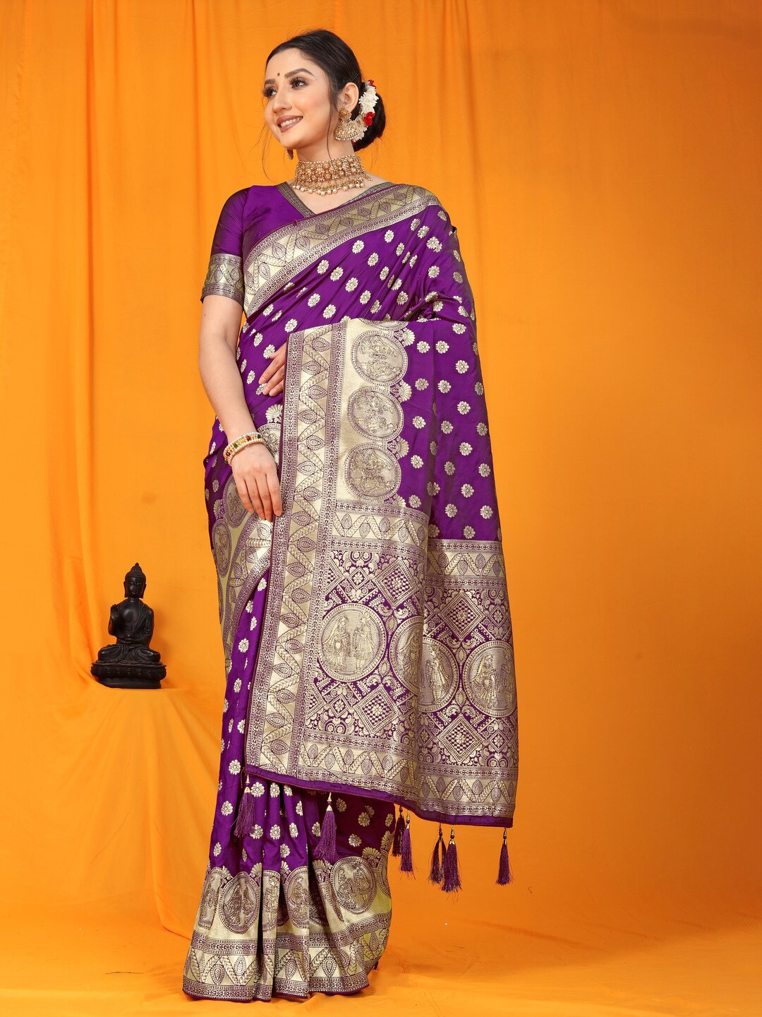 

Kandora Ethnic Motifs Woven Design Zari Pure Silk Banarasi Saree, Purple