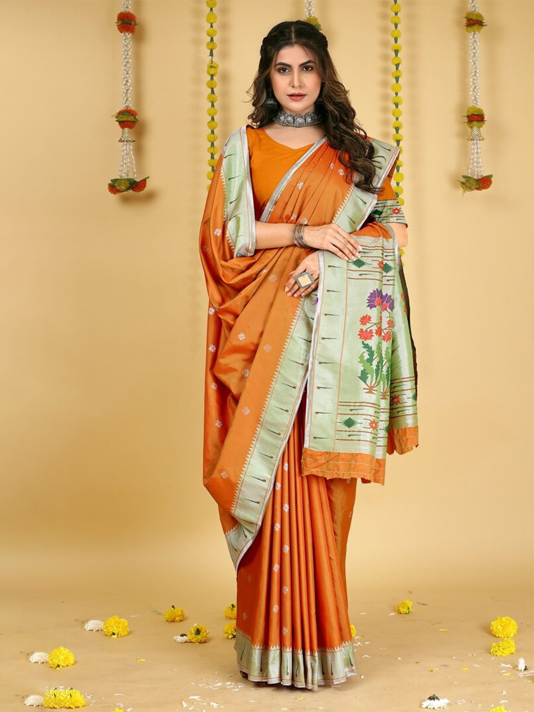 

Kandora Floral Woven Design Pure Silk Paithani Saree, Orange