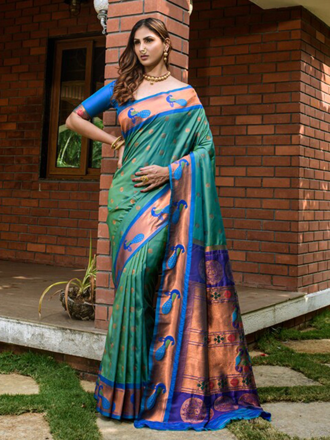 

Kandora Ethnic Woven Design Zari Pure Silk Paithani Saree, Teal