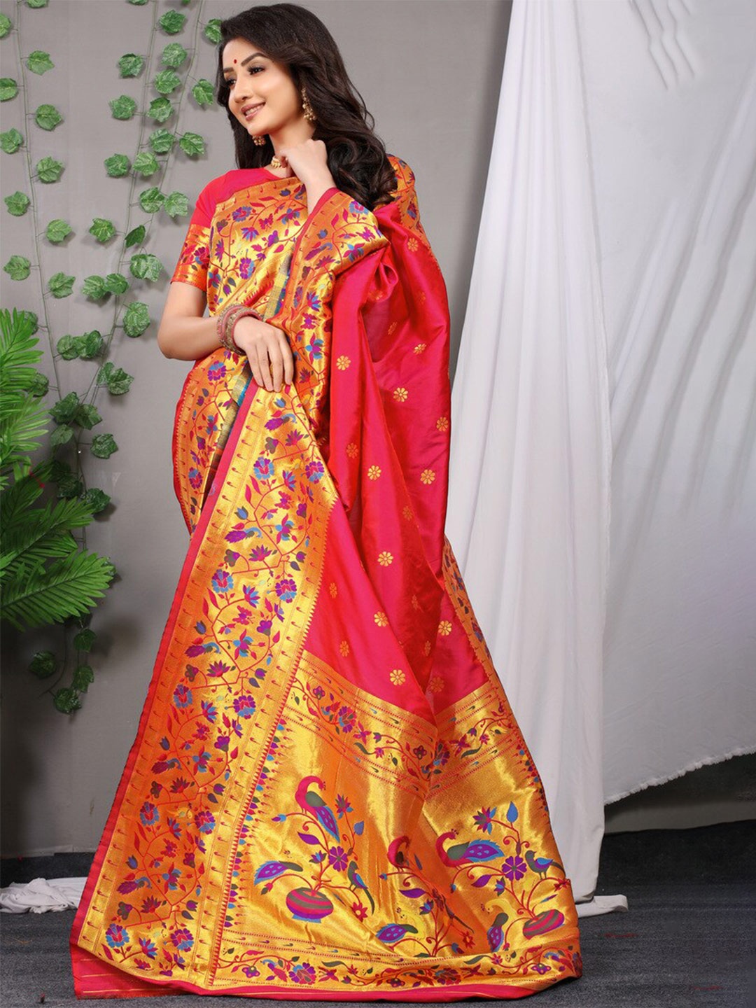 

Kandora Floral Woven Design Zari Pure Silk Paithani Saree, Orange