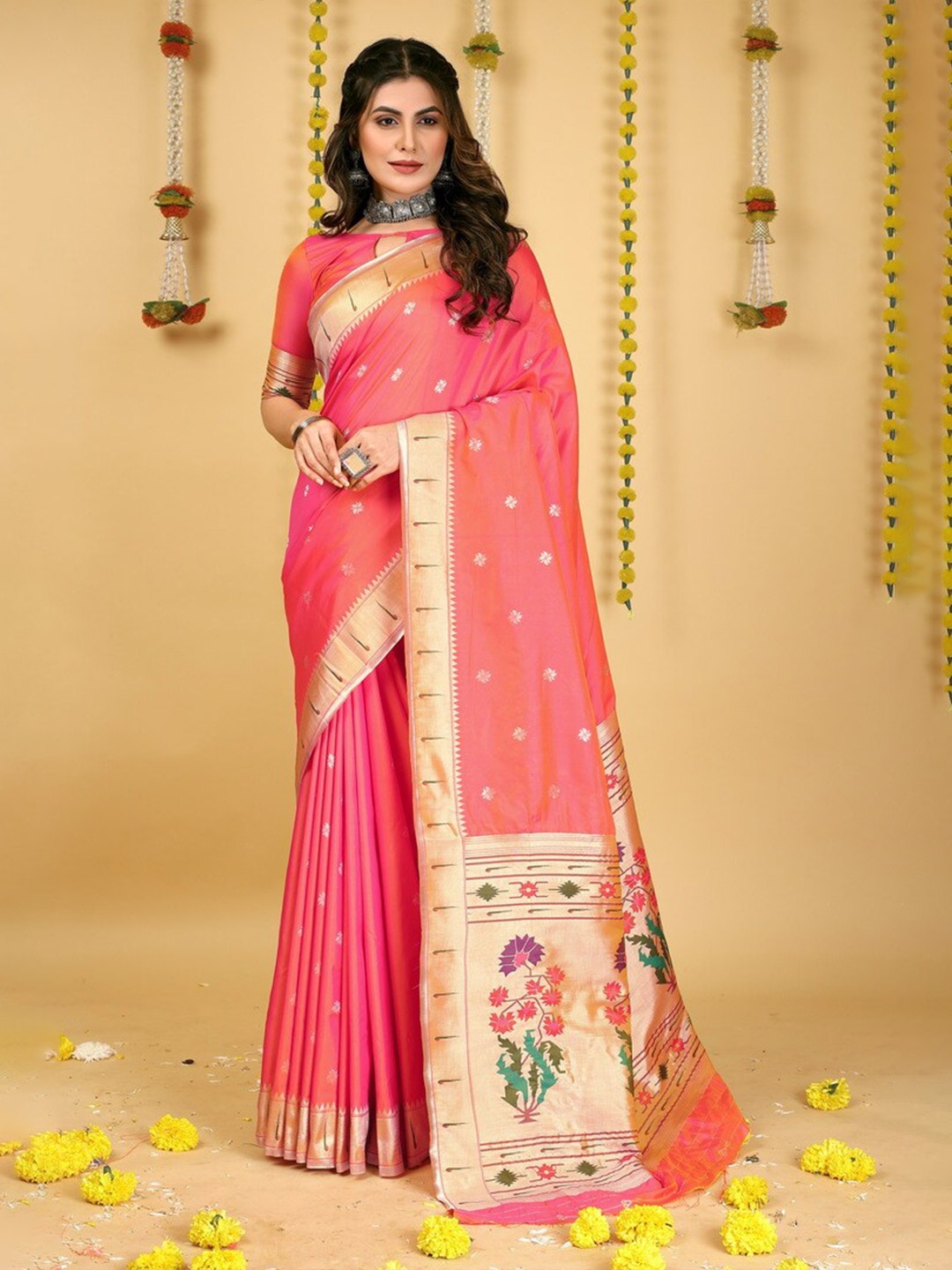 

Kandora Ethnic Motifs Woven Design Zari Pure Silk Paithani Saree, Peach