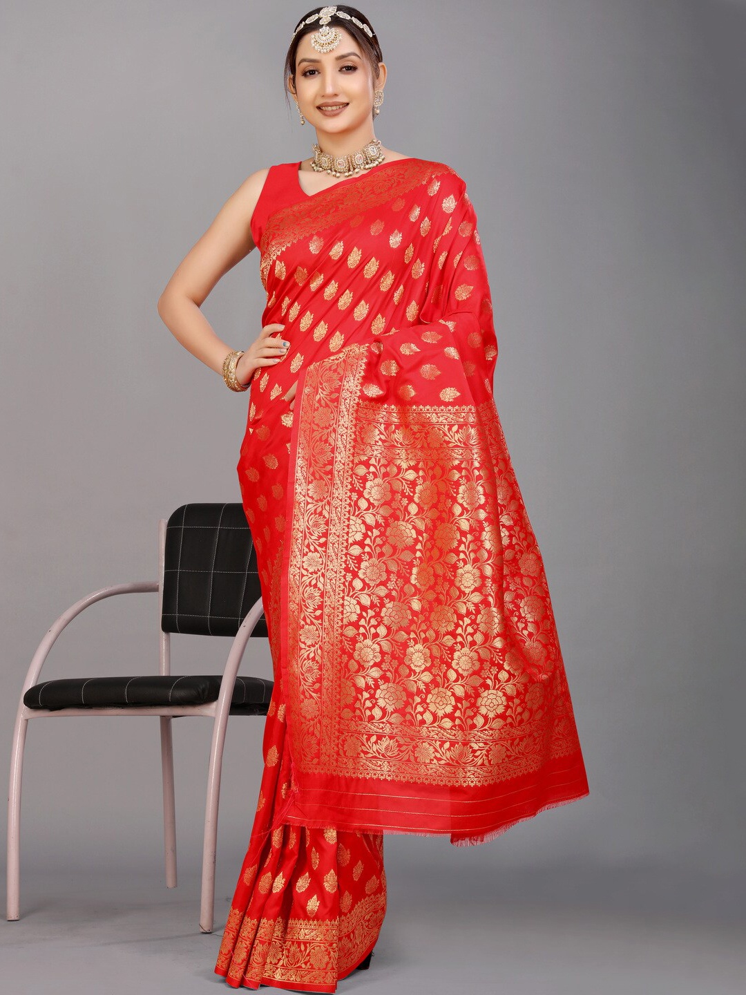 

Kandora Ethnic Motifs Woven Design Zari Pure Silk Banarasi Saree, Red