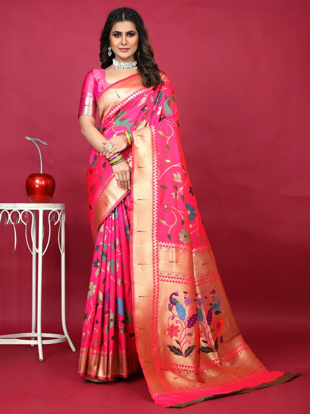 

Kandora Ethnic Motifs Woven Design Zari Pure Silk Paithani Saree, Pink