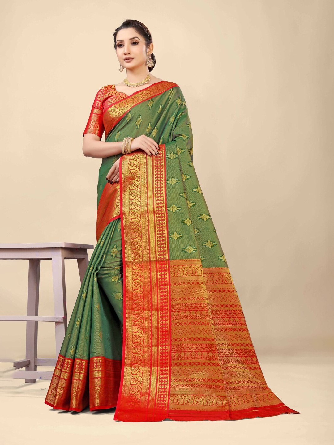 

Kandora Ethnic Motifs Woven Design Zari Pure Silk Banarasi Saree, Green