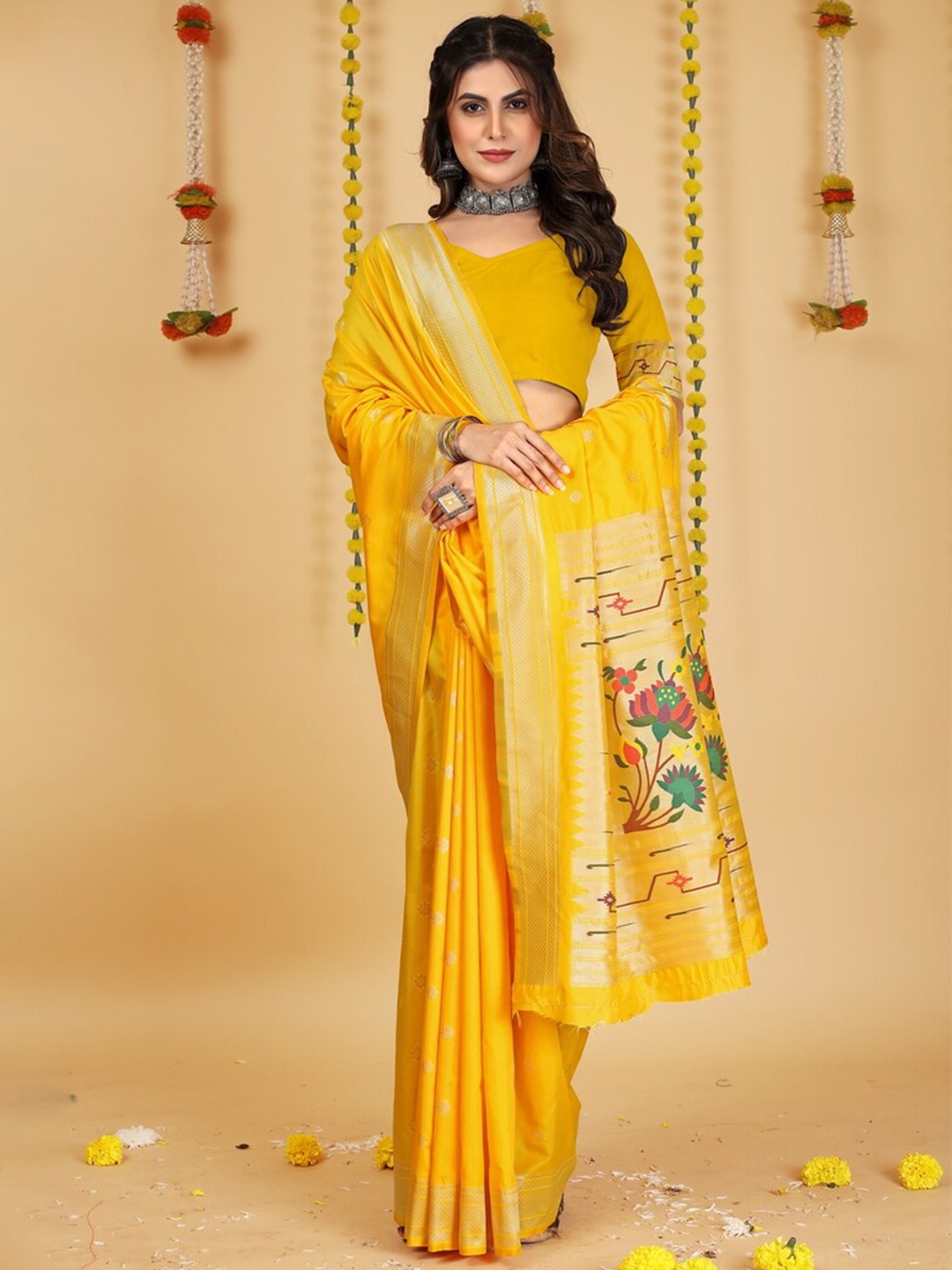 

Kandora Ethnic Motifs Woven Design Zari Pure Silk Paithani Saree, Yellow