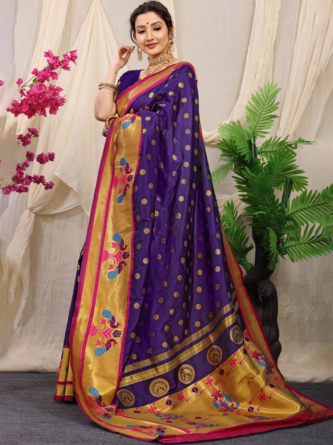 

Kandora Ethnic Motifs Woven Design Zari Pure Silk Paithani Saree, Purple