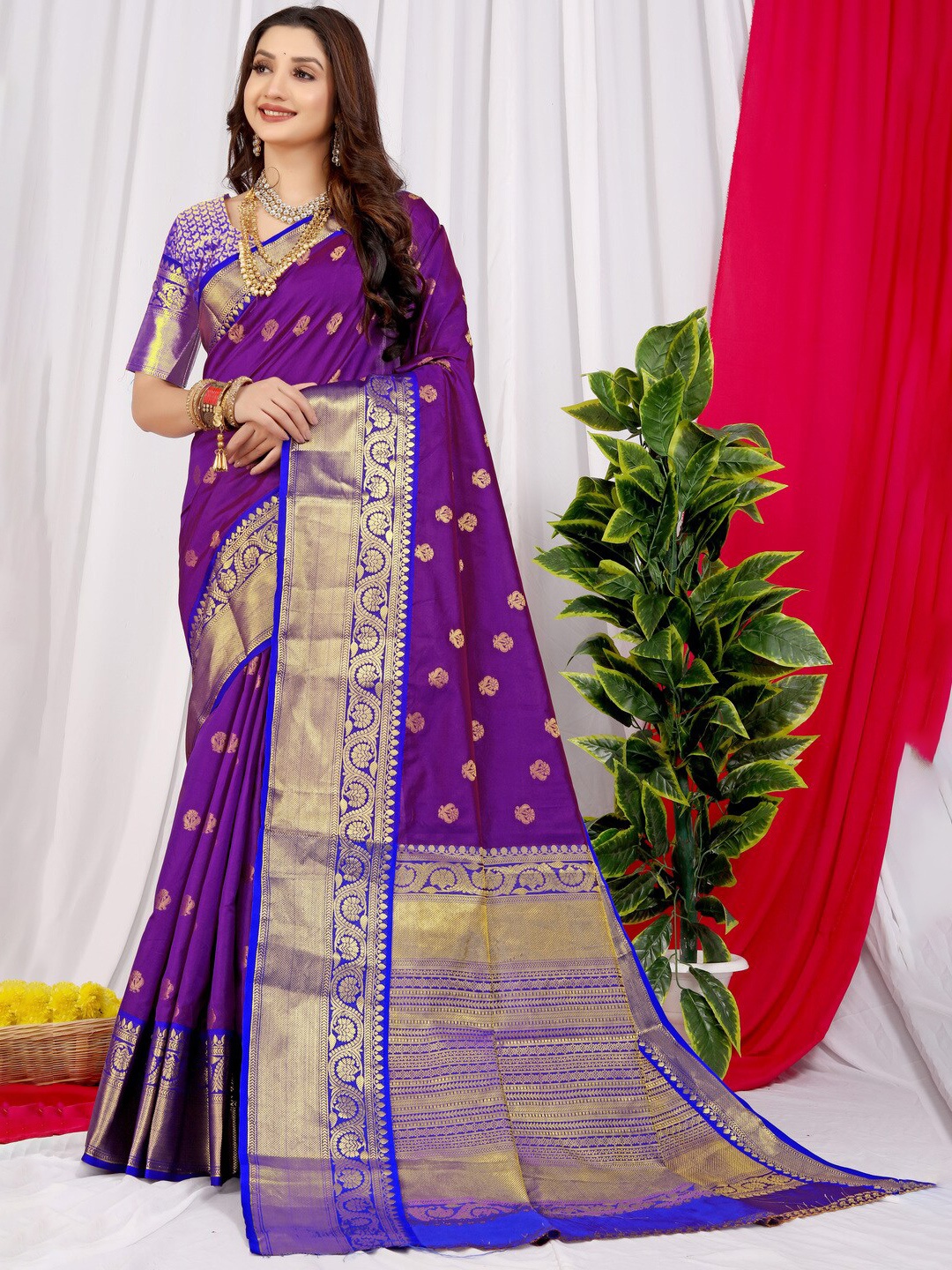 

Kandora Ethic Motif Woven Design Zari Pure Silk Banarasi Saree, Purple