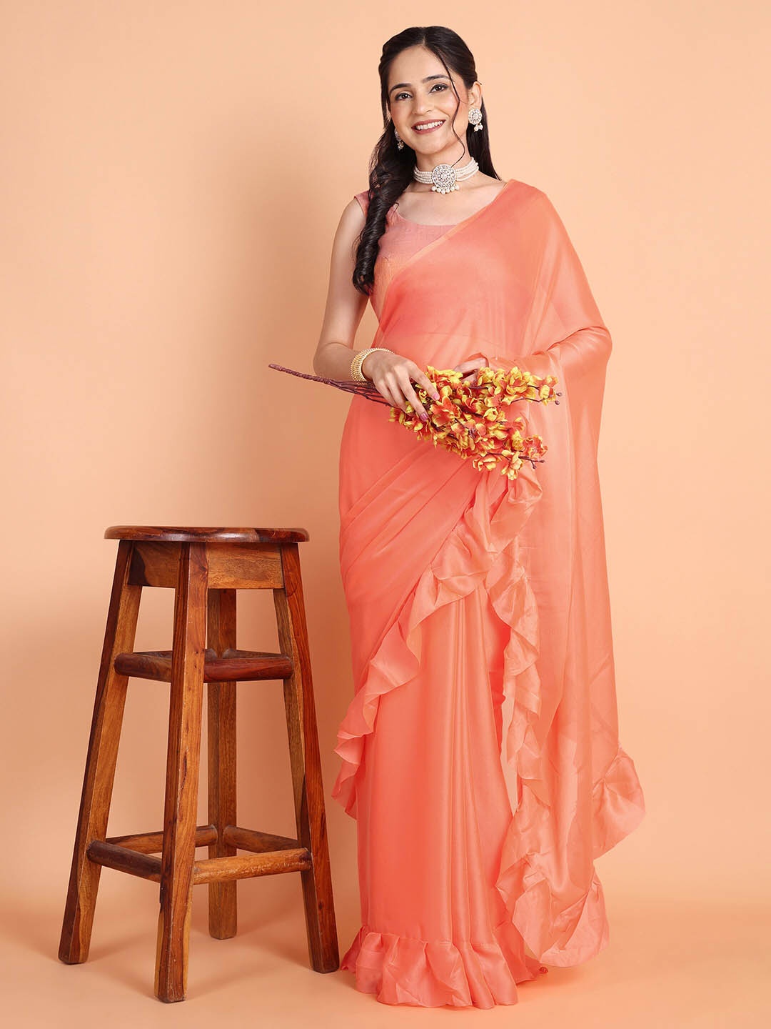 

KULNAARI Pure Georgette Saree, Peach