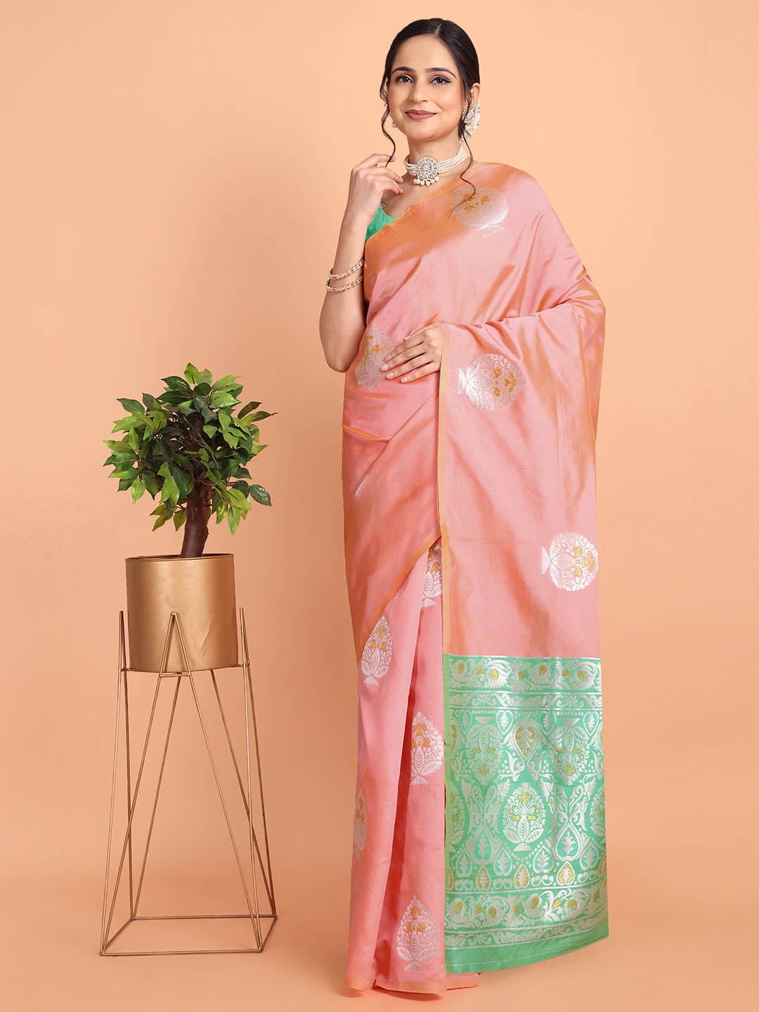

KULNAARI Ethnic Motifs Woven Design Zari Mysore Silk Saree, Peach