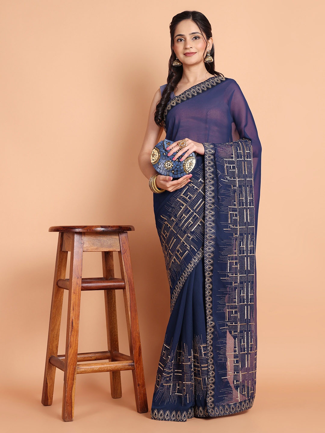 

KULNAARI Geometric Embroidered Pure Georgette Saree, Navy blue