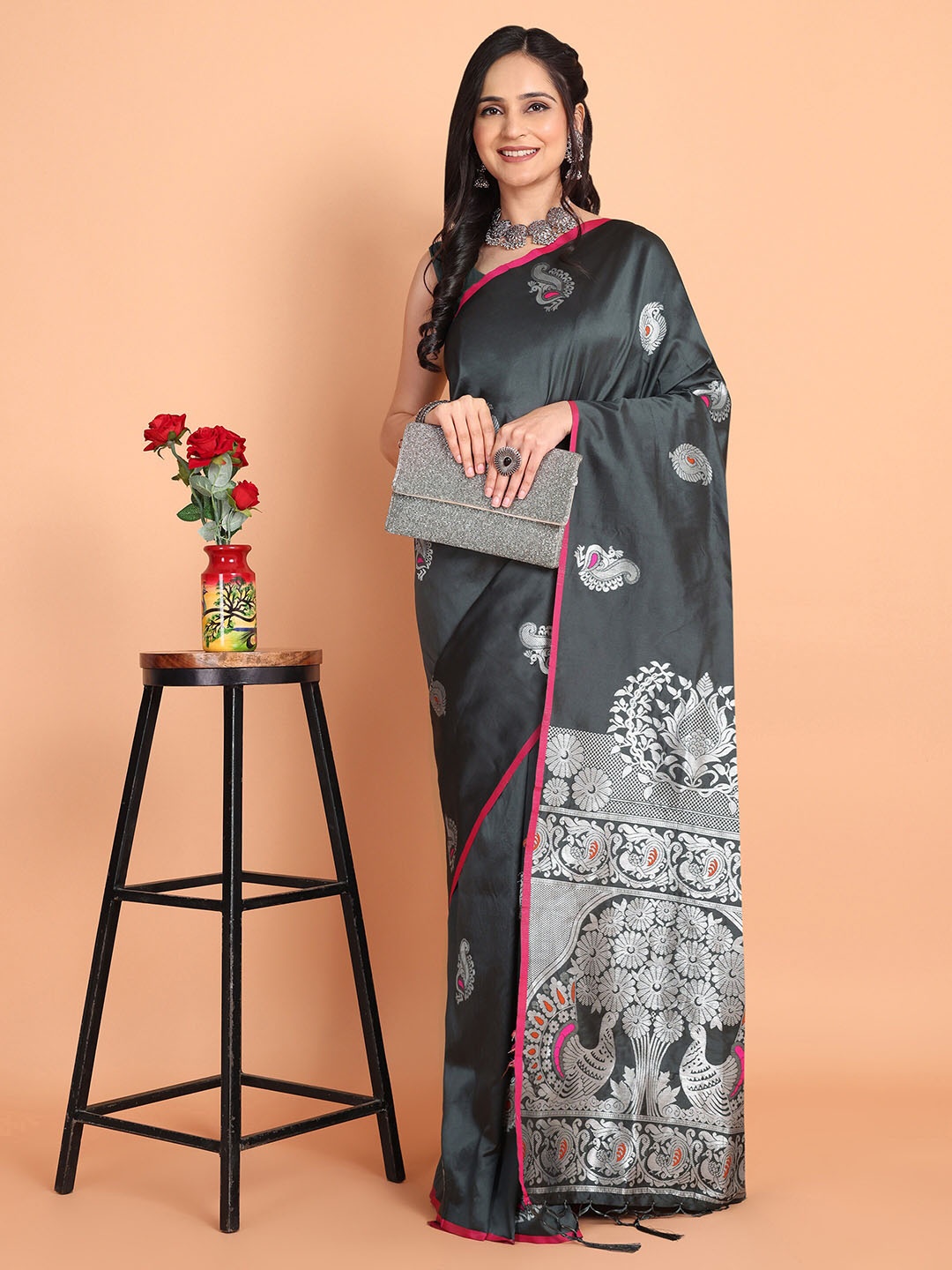 

KULNAARI Woven Design Zari Silk Blend Heavy Work Banarasi Saree, Grey