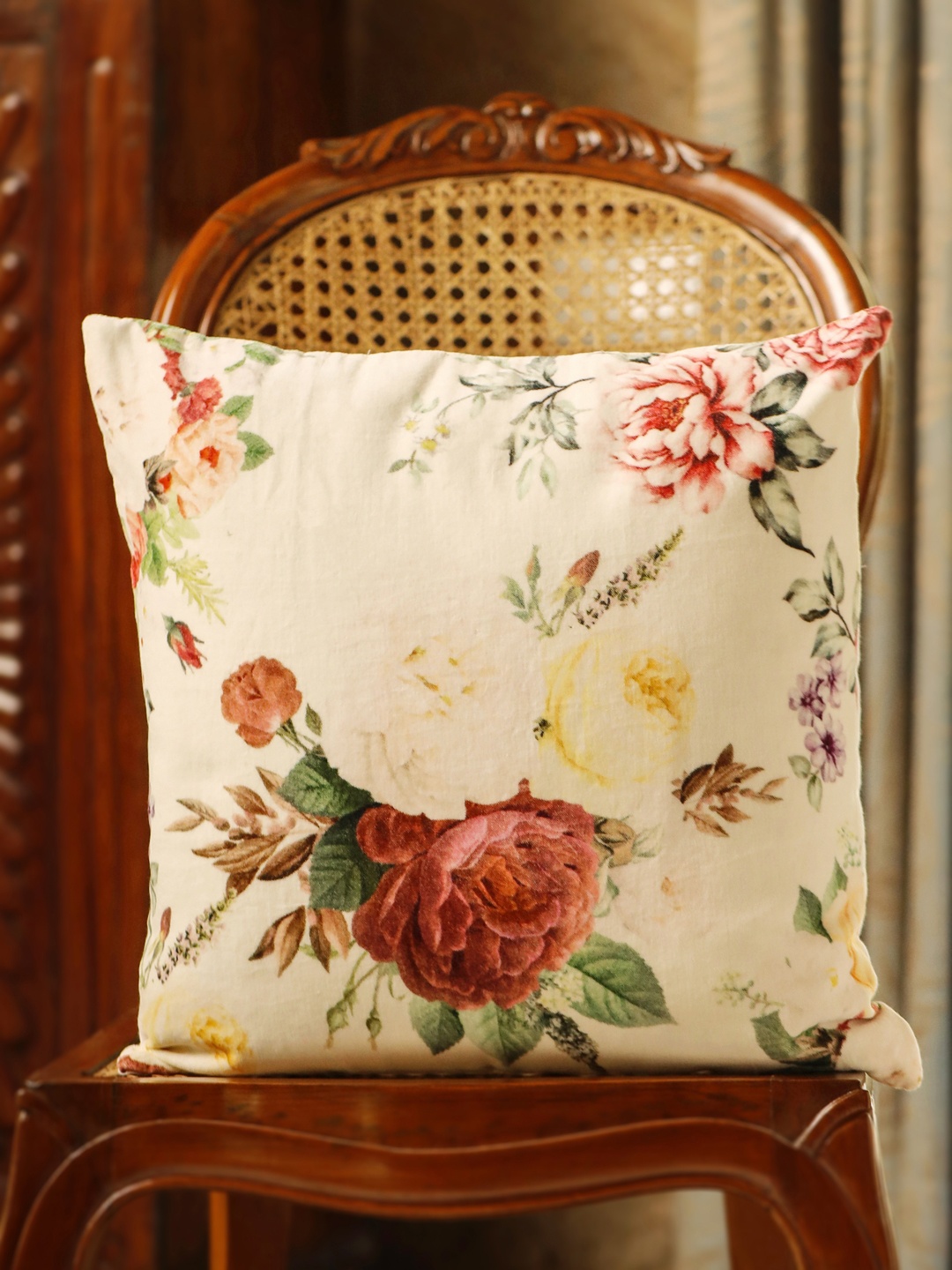 

Aura White & Rust Floral Velvet Square Cushion Cover
