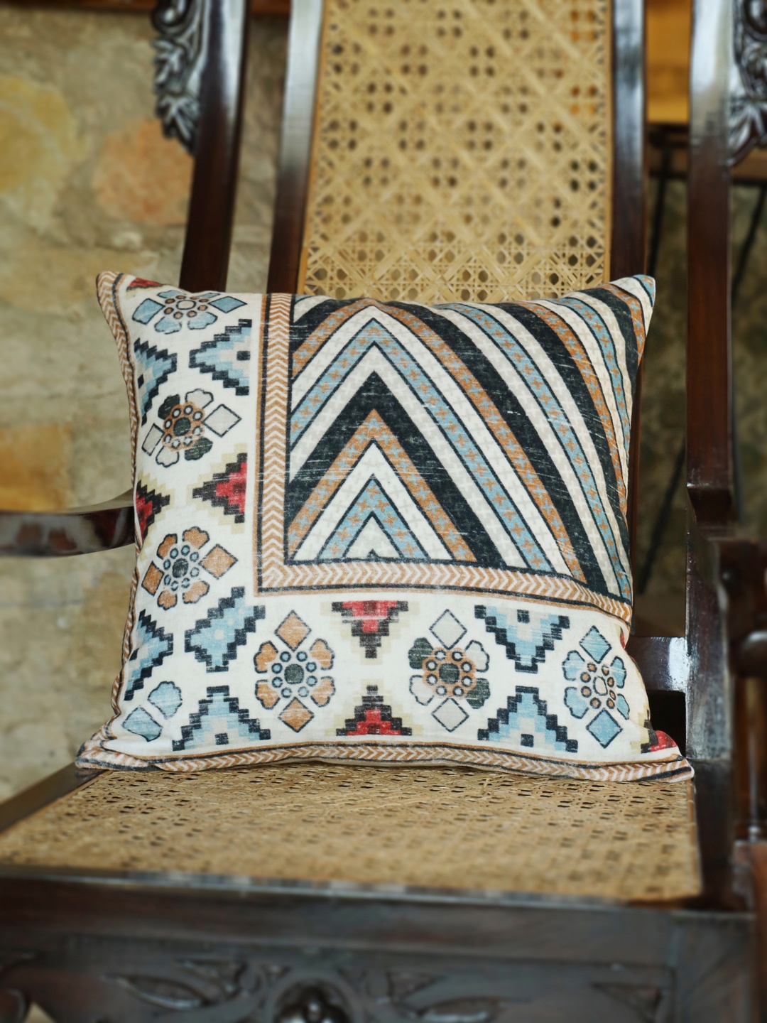 

Aura White & Blue Geometric Velvet Square Cushion Cover
