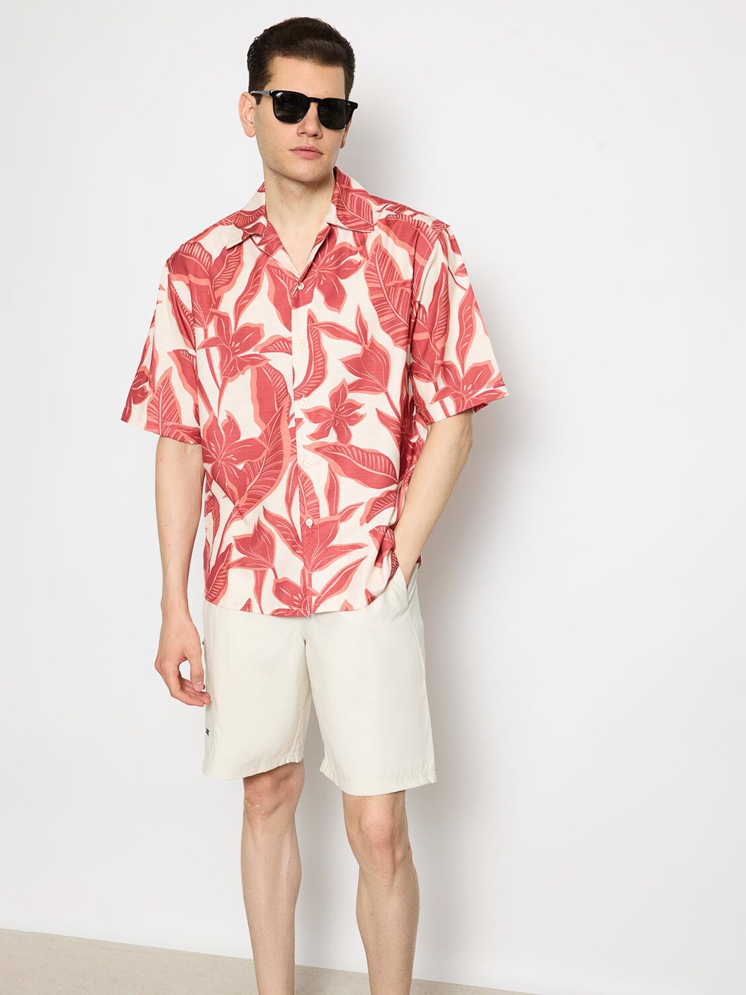 

FREAKINS Men Opaque Printed Casual Shirt, Red