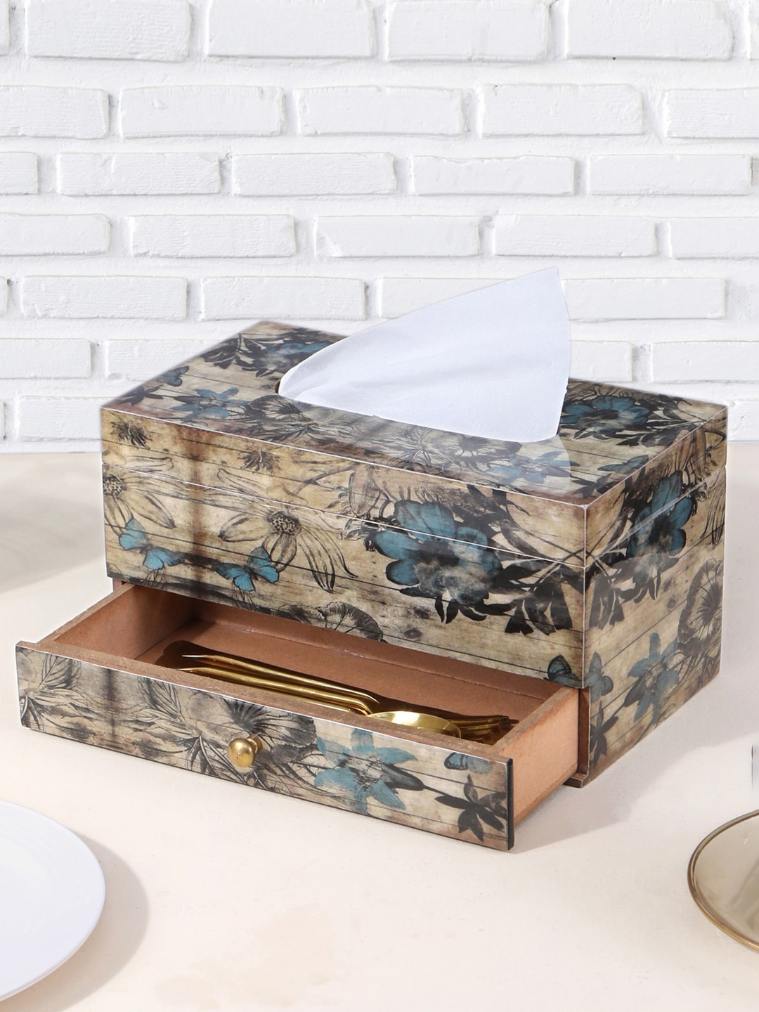 

THE HOME CO. Blue & Brown Printed Wooden Tissue Holder