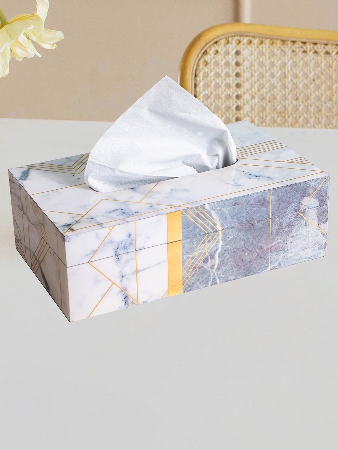 

THE HOME CO. Grey Printed Wood Tissue Holder