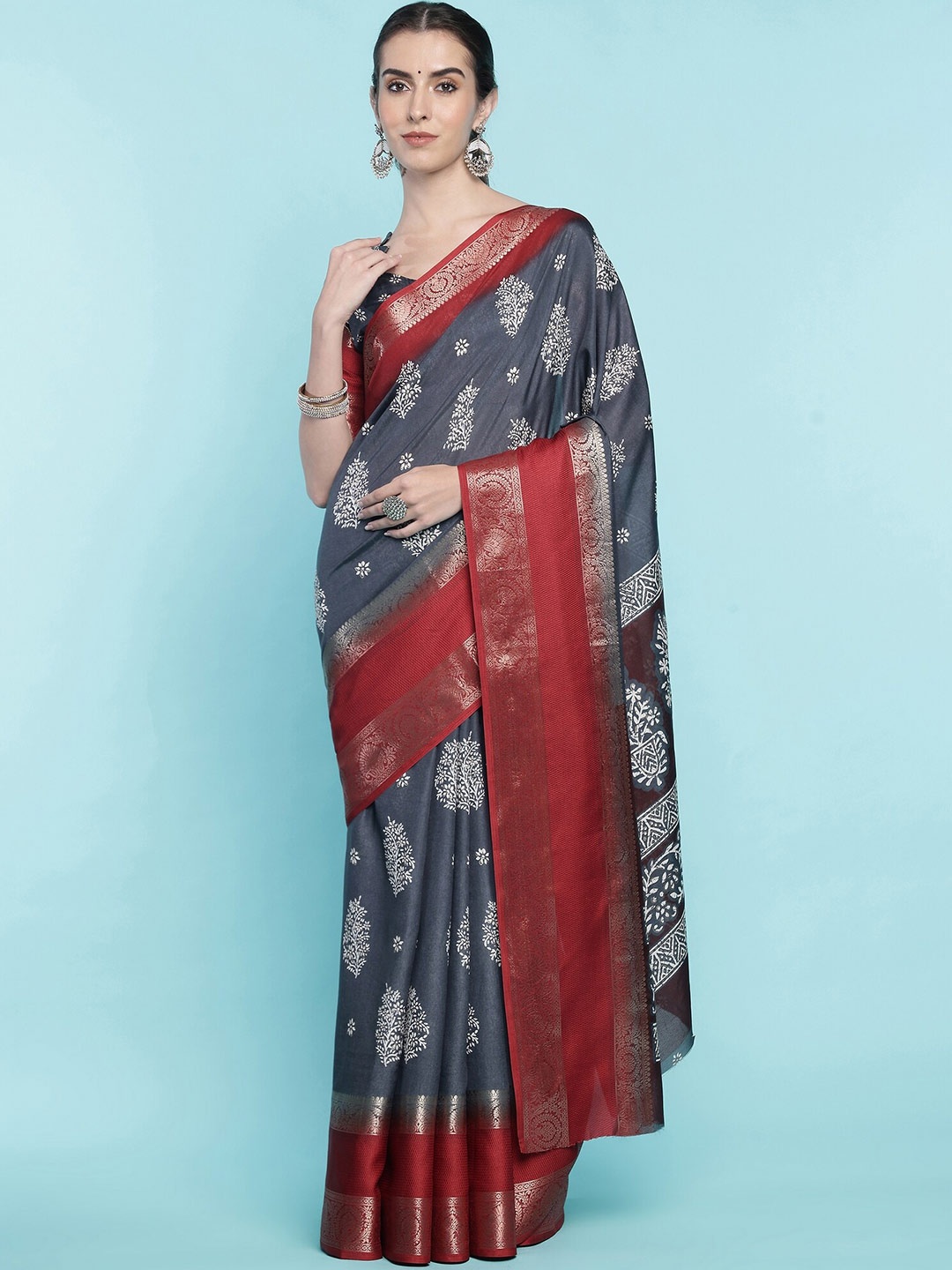 

Mitera Grey Floral Printed Zari Saree