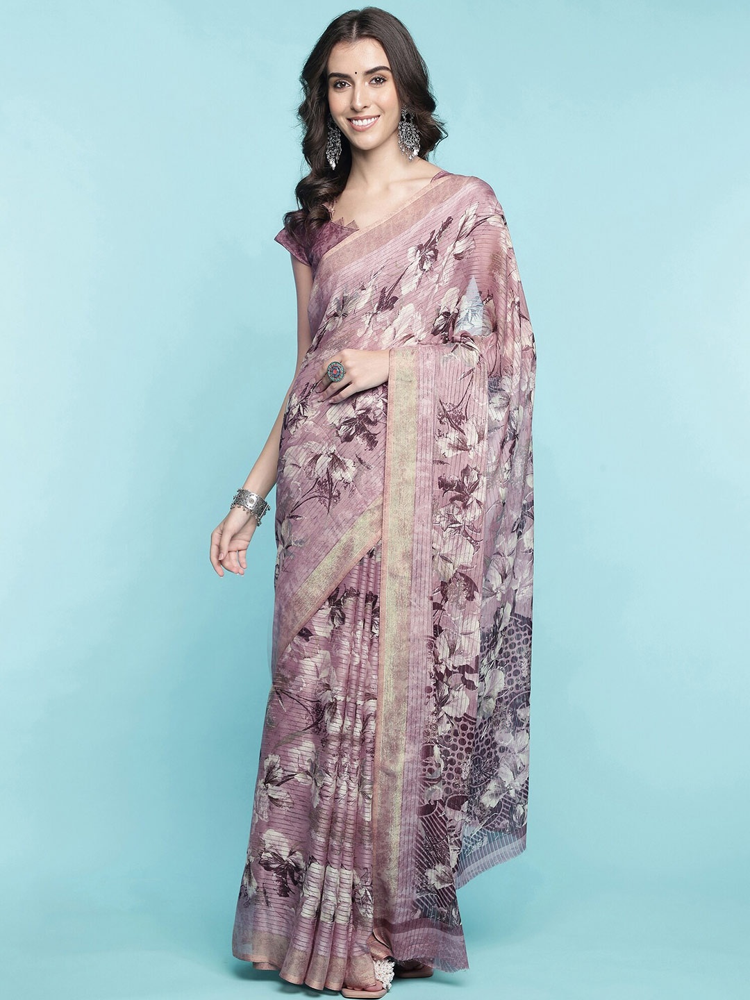 

Mitera Purple Floral Printed Pure Georgette Saree