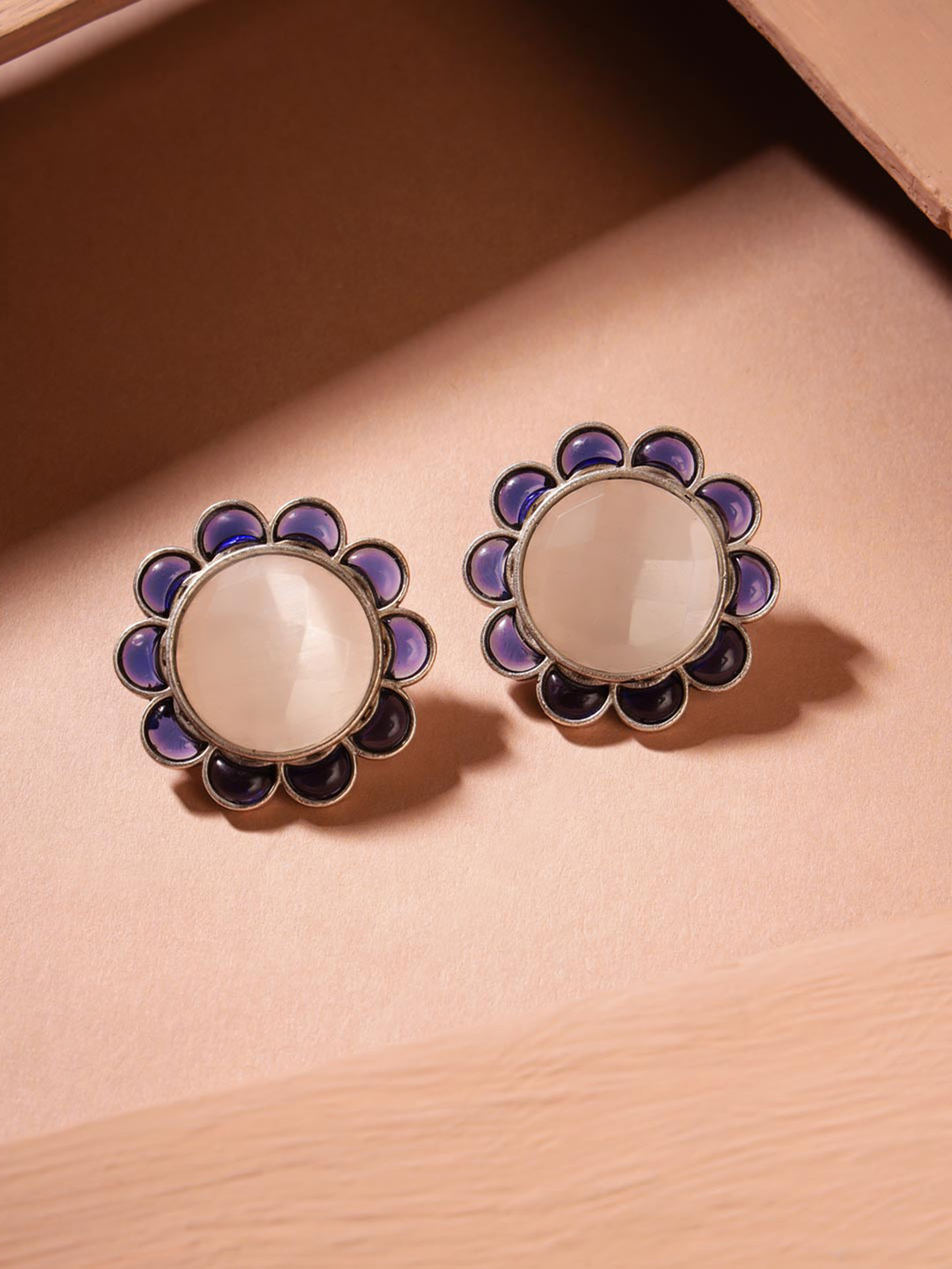 

Fabindia Studded Contemporary Studs, Silver