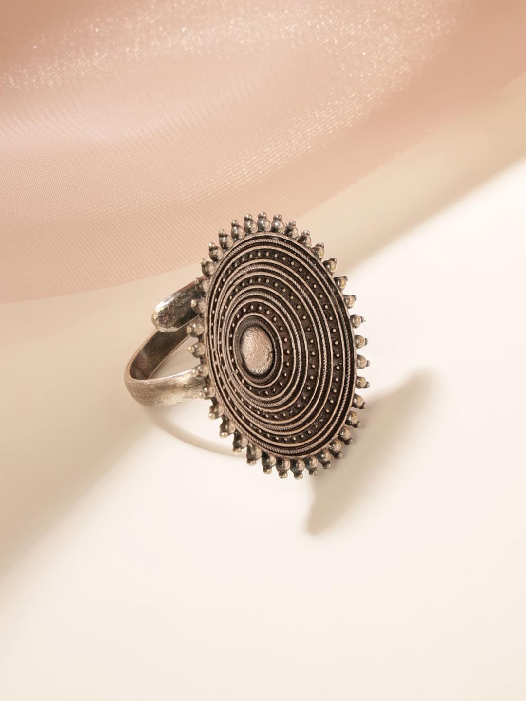 

Fabindia Round Shaped Adjustable Finger Ring, Silver