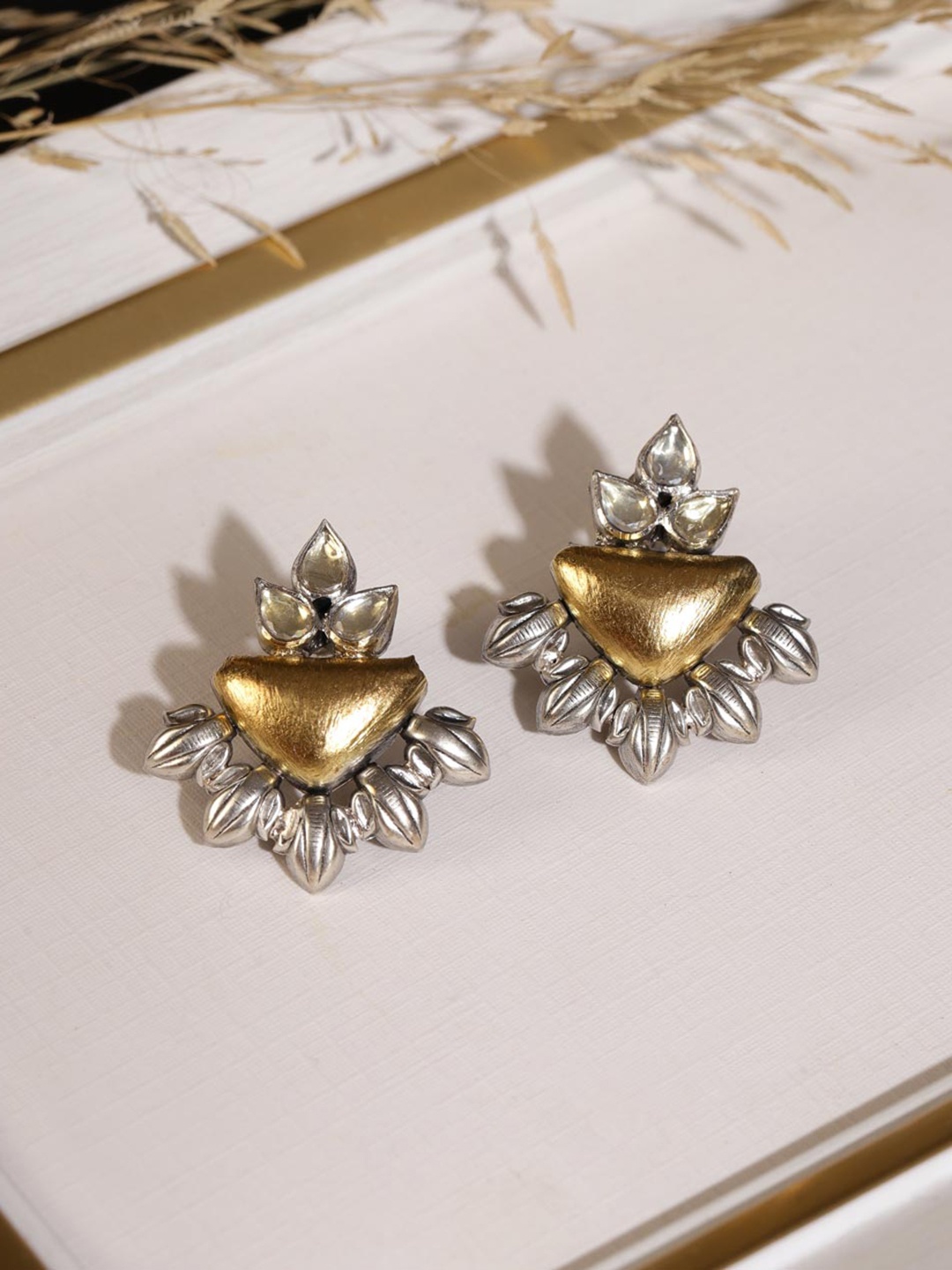 

Fabindia Silver Studs Earrings
