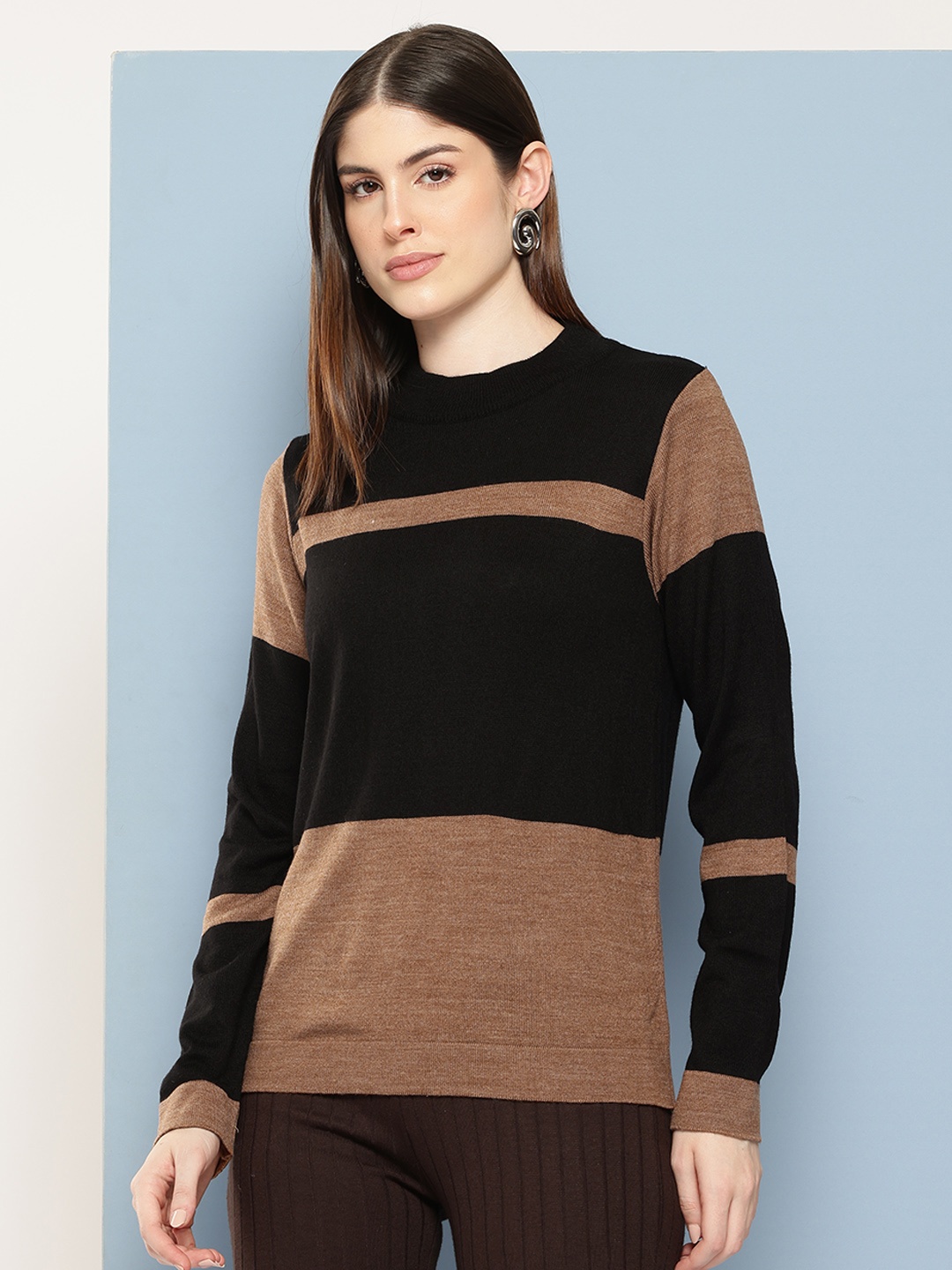 

Chemistry Colourblocked Pullover, Black