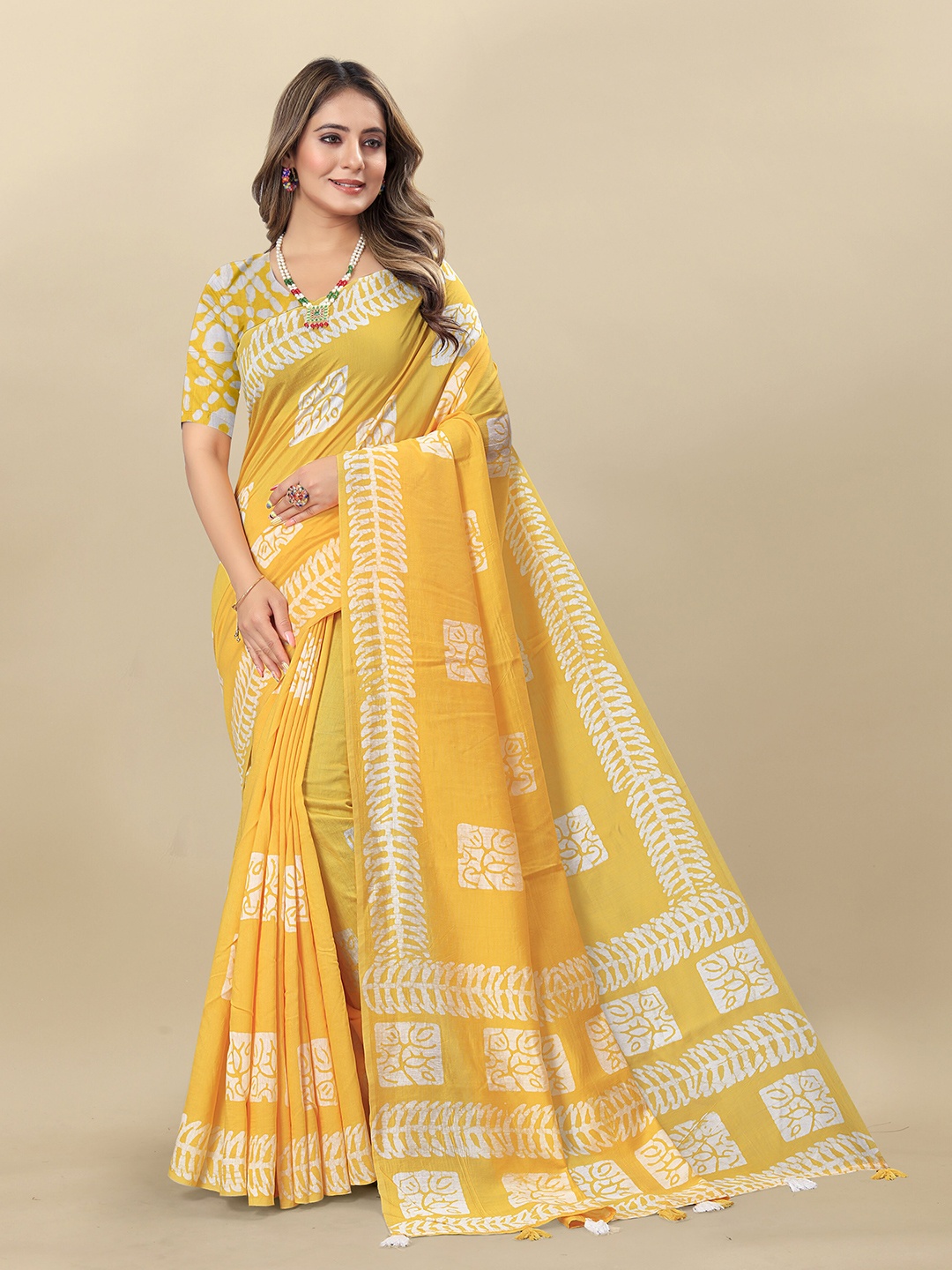 

KALINI Batik Printed Saree, Yellow