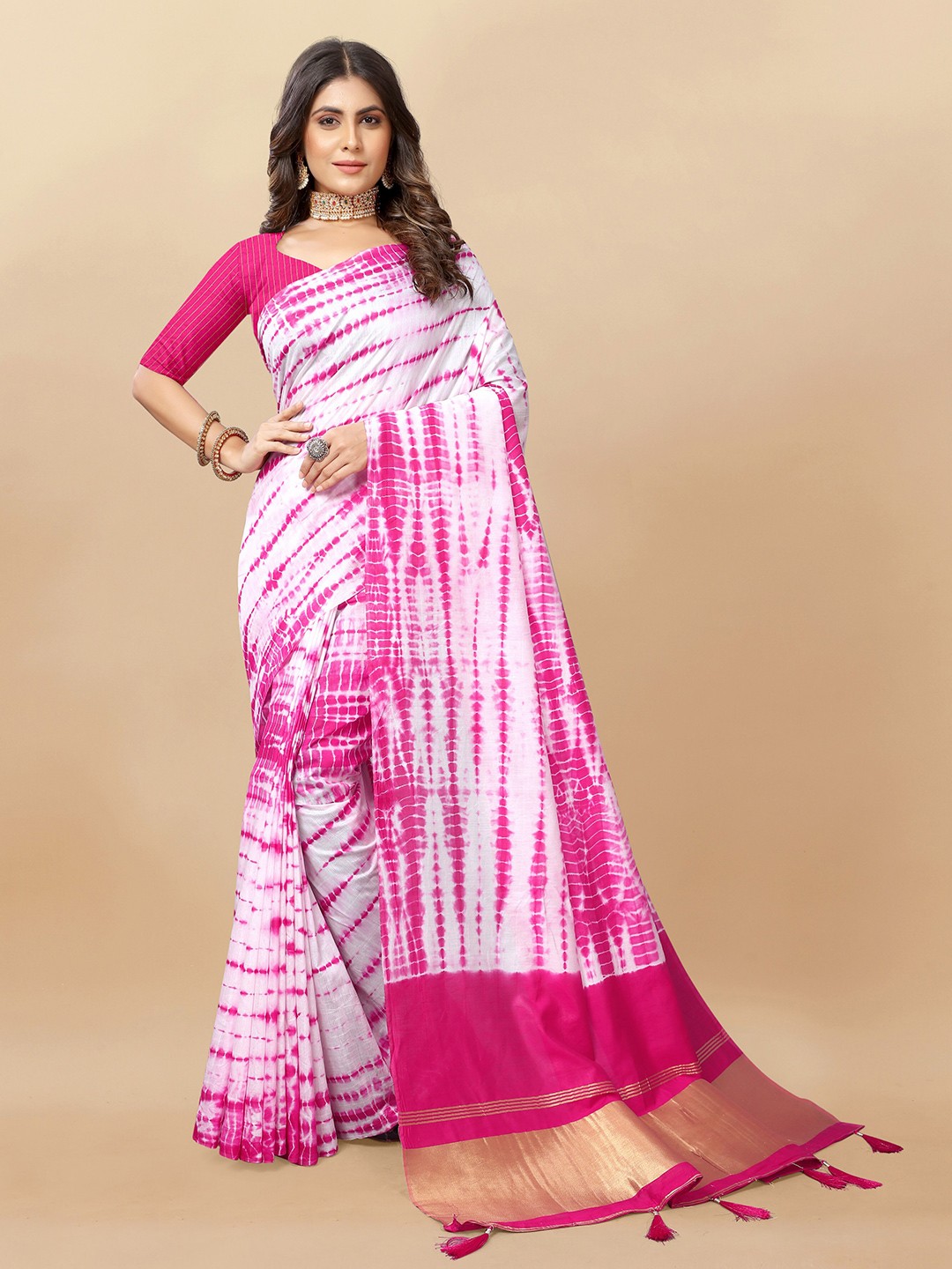 

KALINI Tie & Dye Printed Zari Saree, Pink