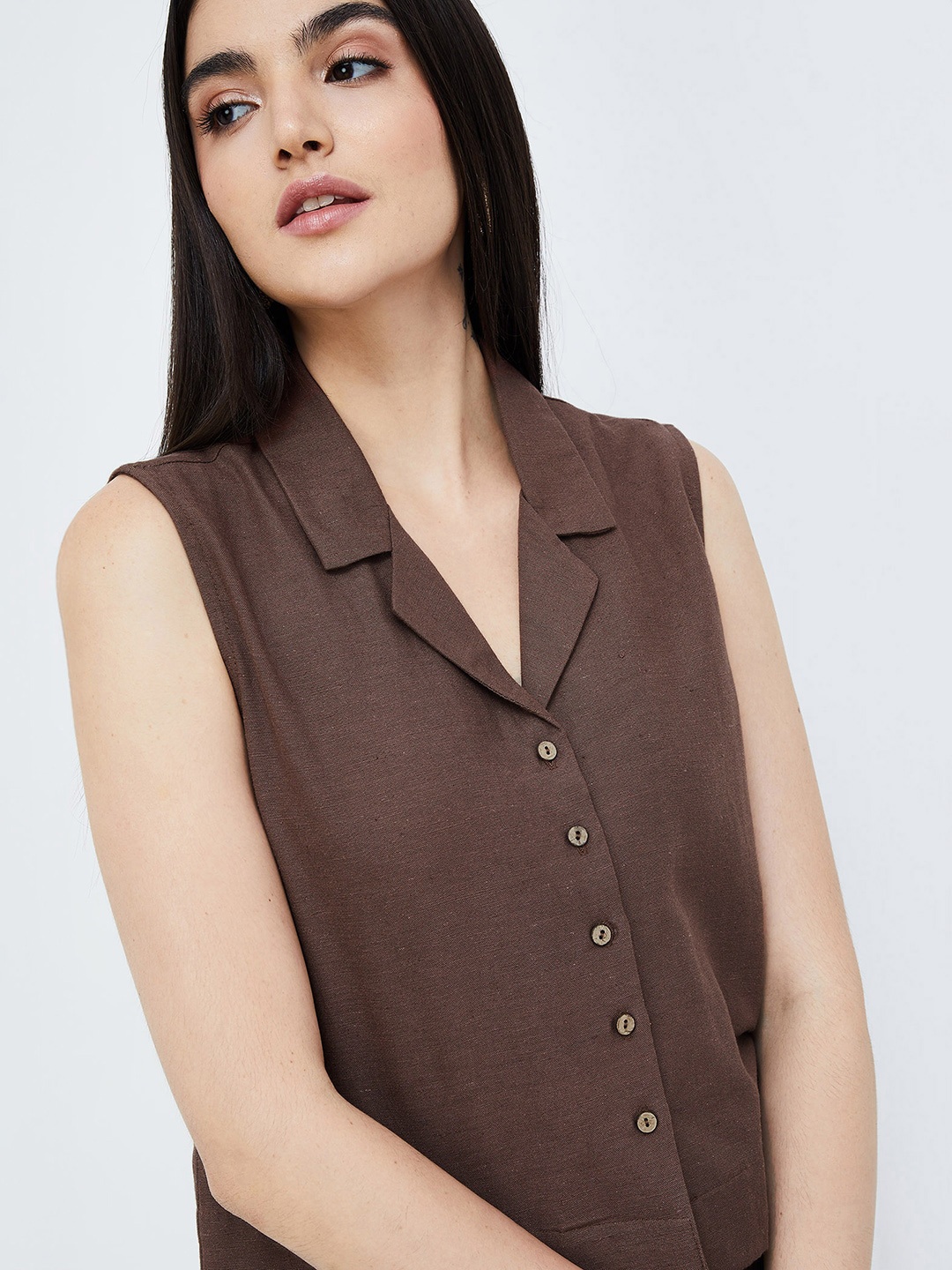 

CODE by Lifestyle Sleeveless Shirt Style Top, Brown