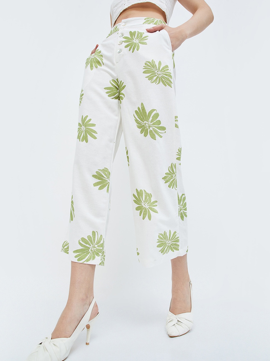 

CODE by Lifestyle Women Floral Printed Mid-Rise Plain Culottes Trouser, Off white