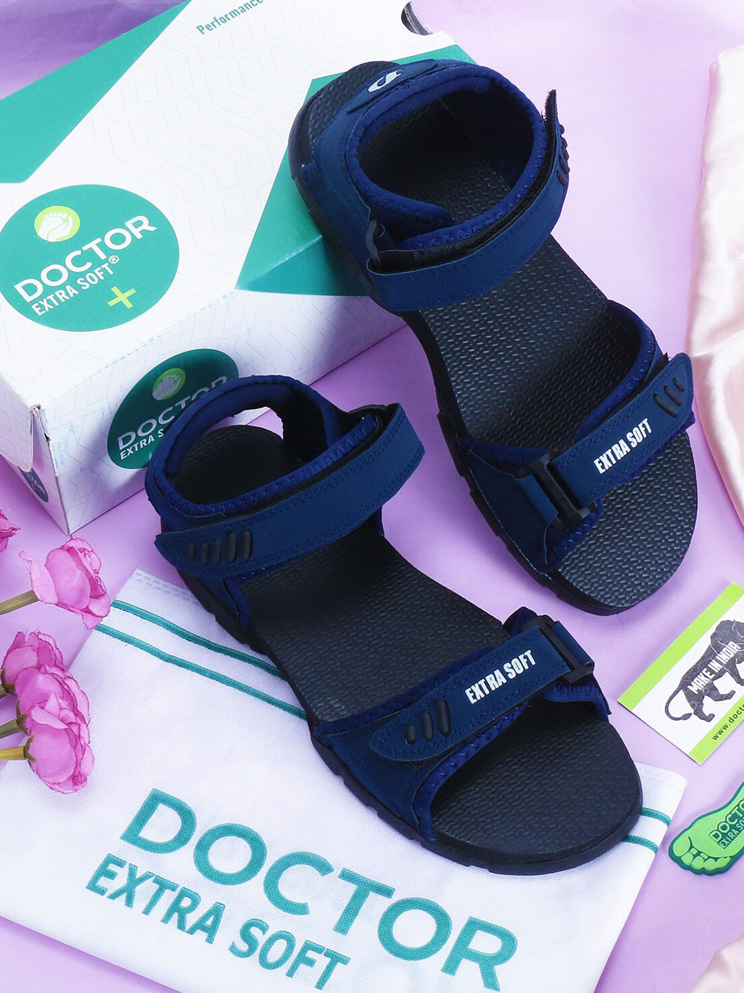 

DOCTOR EXTRA SOFT Men Textured Sports Sandals, Navy blue
