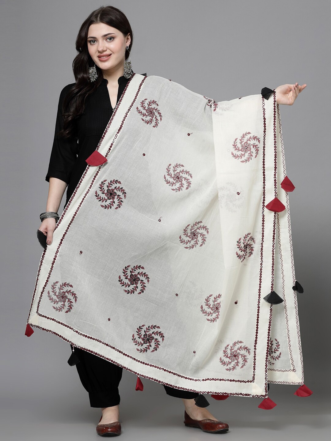 

Clora Creation Ethnic Motifs Printed Cotton Dupatta, Maroon