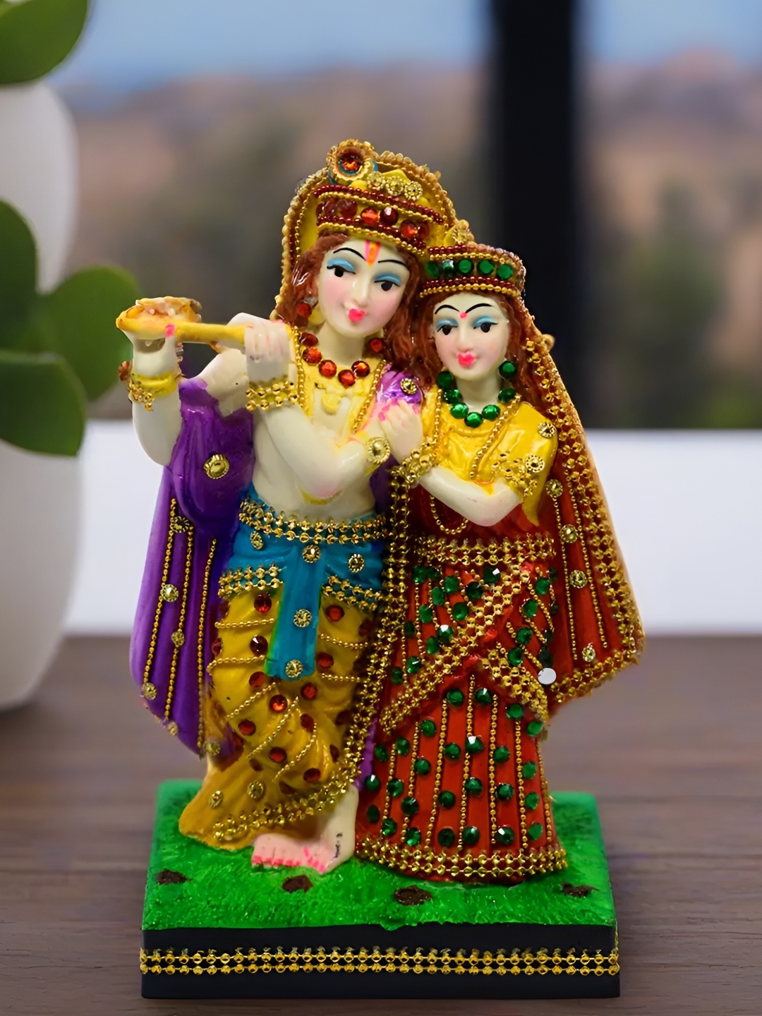 

VIVARS CRAFT Yellow Religious Idol Showpiece