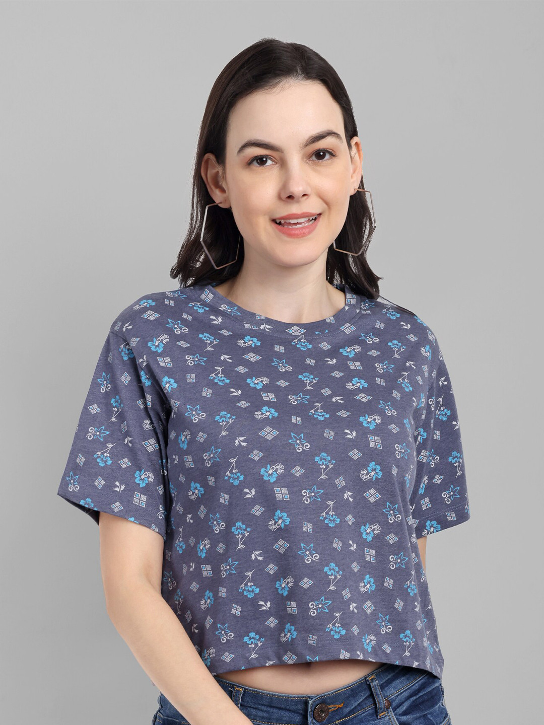 

HEYLAY Floral Printed Round Neck Pure Cotton Oversized Crop T-shirt, Blue