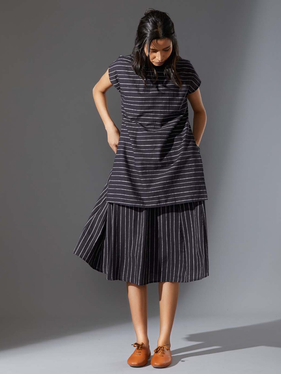 

MATI Striped Extended Sleeves Cotton A-Line Midi Dress, Black
