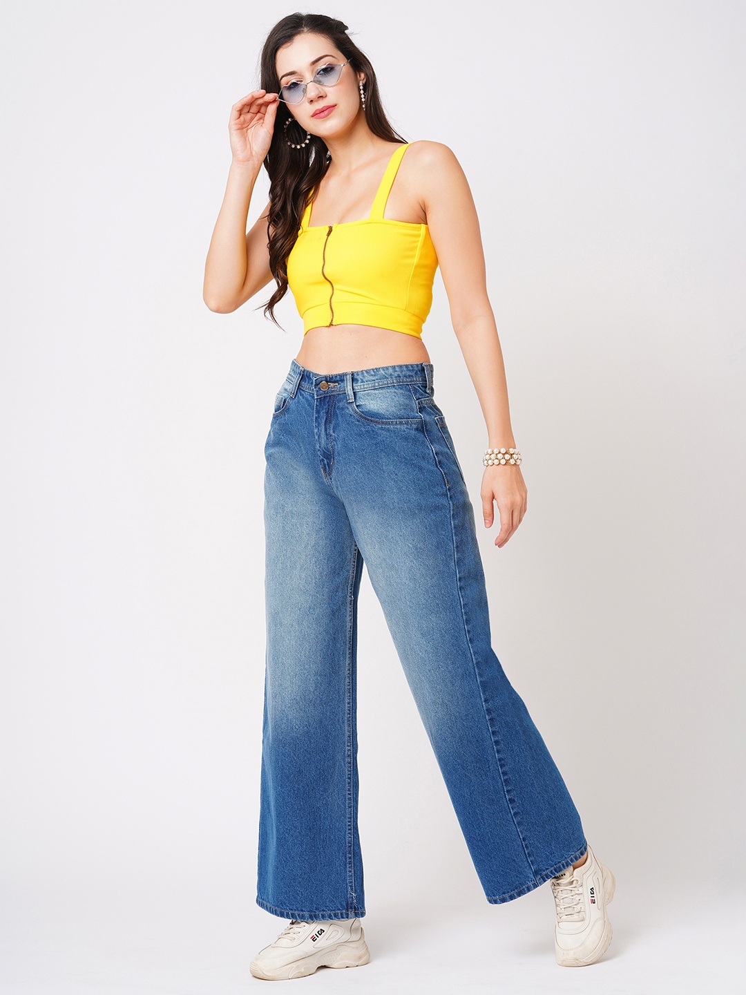 

Globus Women Blue Flared Mid-Rise Clean Look Heavy Fade Cotton Jeans