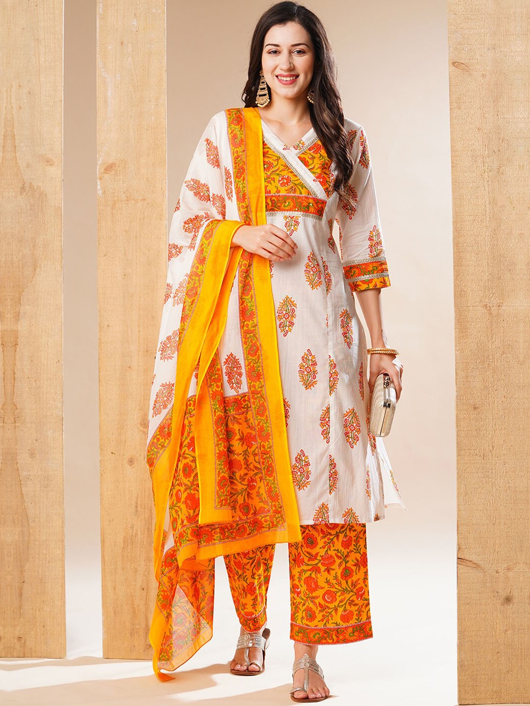 

Globus Off White Floral Printed Panelled Pure Cotton Straight Kurta & Trousers & Dupatta