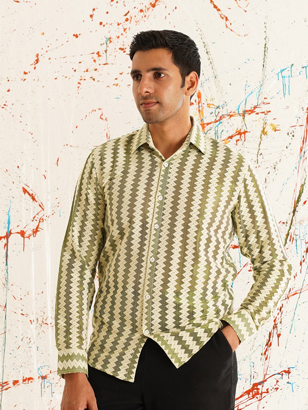 

Indian Needle Classic Geometric Printed Spread Collar Cotton Wrinkle Free Casual Shirt, Green