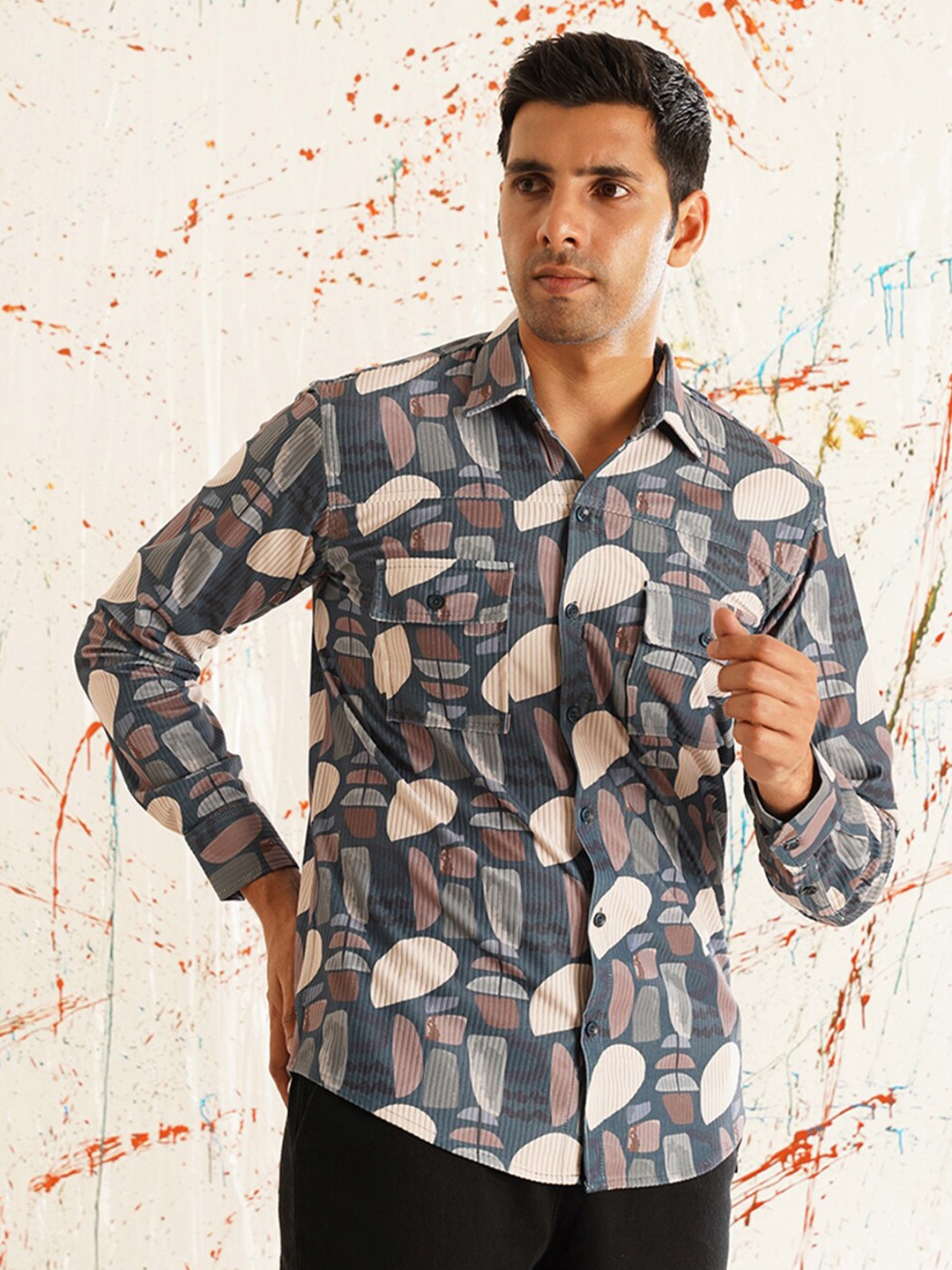 

Indian Needle Classic Abstract Printed Spread Collar Cotton Curved Casual Shirt, Grey