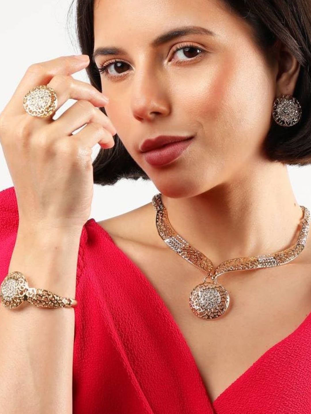 

SYGA Gold-Plated Artificial Stones Studded Necklace & Earrings Set