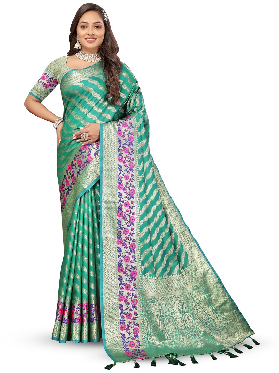 

PATIALAPICKS Striped Zari Pure Silk Paithani Saree, Sea green