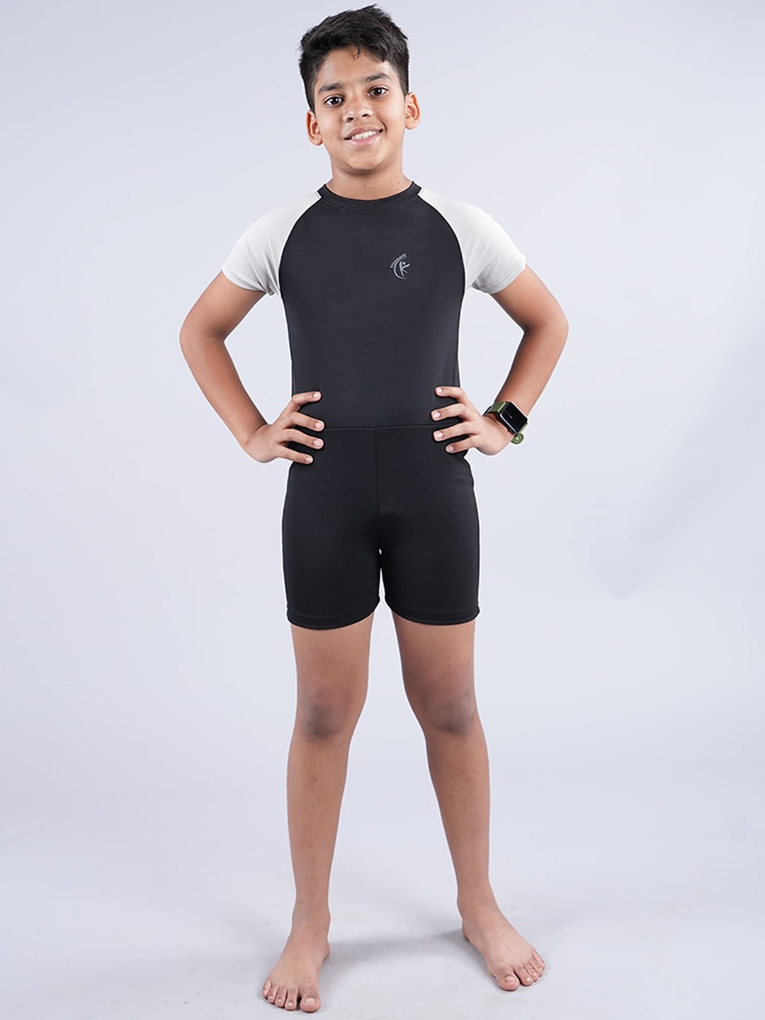 

KiddoPanti Kids Mid-Thigh Length Legsuit, Black