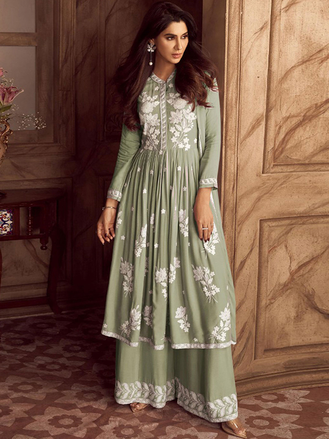 

Peachmode Floral Embroidered Lucknowi Chikankari Anarkali Kurta With Palazzos & Dupatta, Green